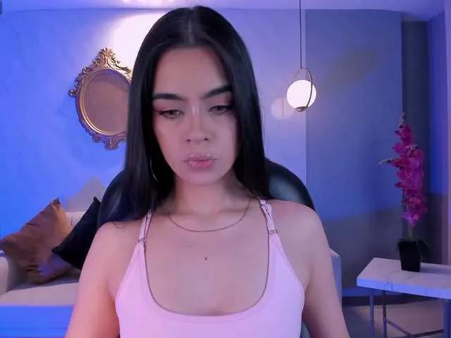 AlanaCraft on BongaCams 