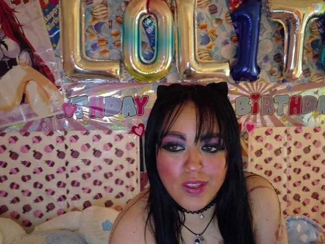 AlizeHentaiMeow on BongaCams