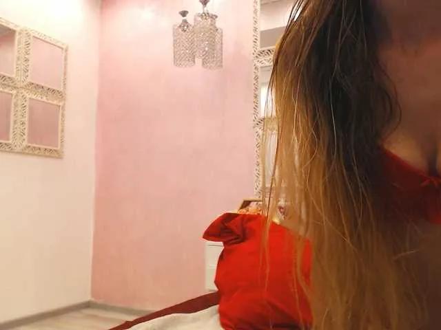 AmaliaVaso — Smart teasing, soft dominance, and words that spark my imagination. I love slow build-up and a man who knows how to make me feel desired.