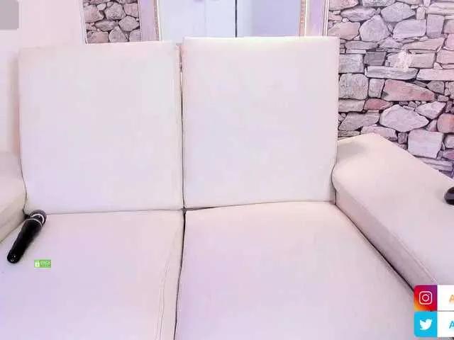 Amara-18 on BongaCams