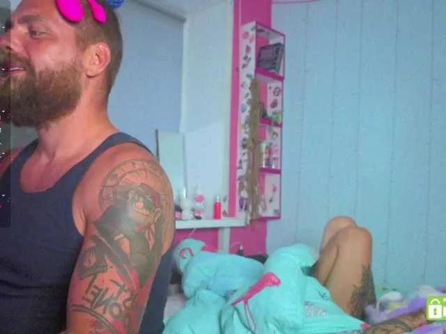 Anuskatz-v2 — cool, cute guys with a good sense of humor and charisma! If you have a collection of heels - special respect!