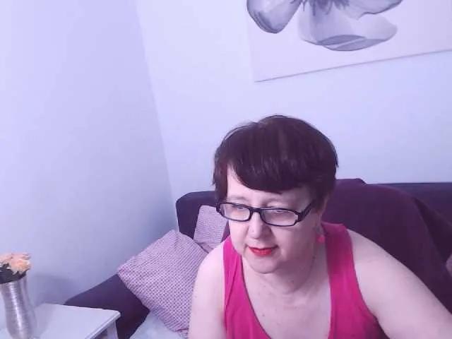 ChristaRose — Tender and polite approaches are definitely two of my favourite things that I want to see a man do. If you do those we'll be doing great together! ;)