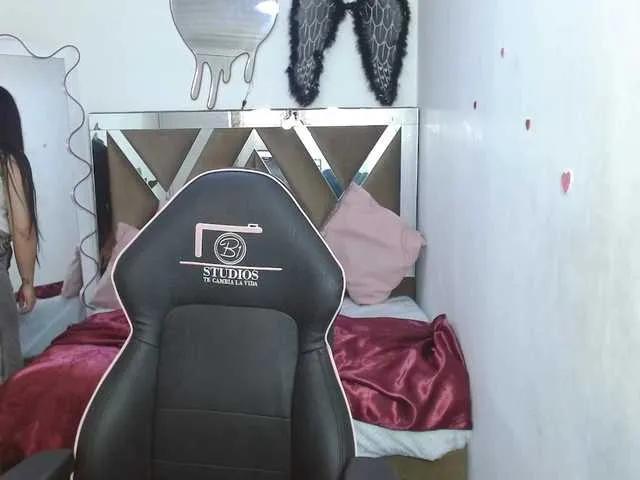 CLEO-TAY on BongaCams