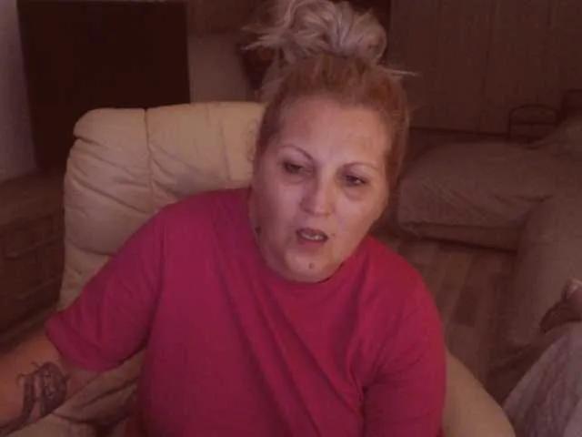 DivineBlond on BongaCams