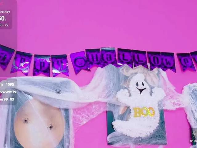 drooling4daddy — What turns me on is being fucked hard. I love to dance sensually and excite me masturbate.
It turns me on when they fuck me until I finish.