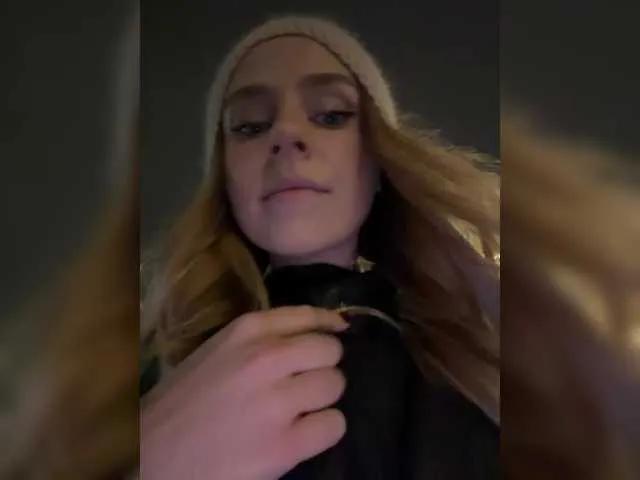 elegantbabe — I love a man who knows what he wants and exactly how to get it. Confidence is hot, but thinking about my desires? Even hotter  So go ahead --- impress me... if you can