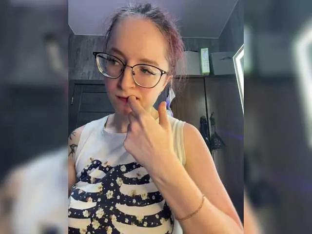 emma4you on BongaCams