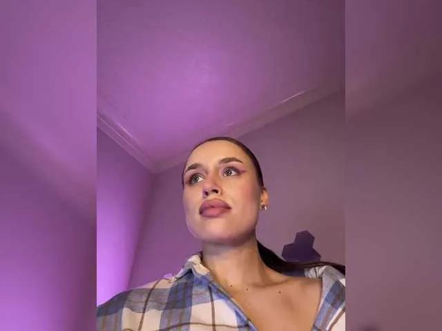 Enchantix — Freechat on BongaCams