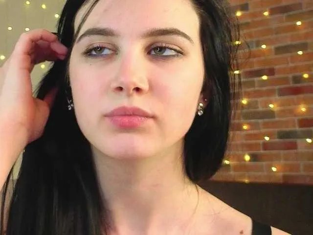 EnricaElis on BongaCams