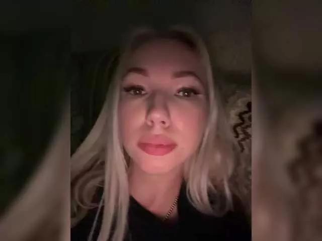 HannaMo on BongaCams 