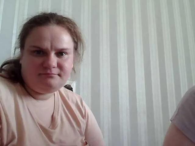 HollyXEva on BongaCams 