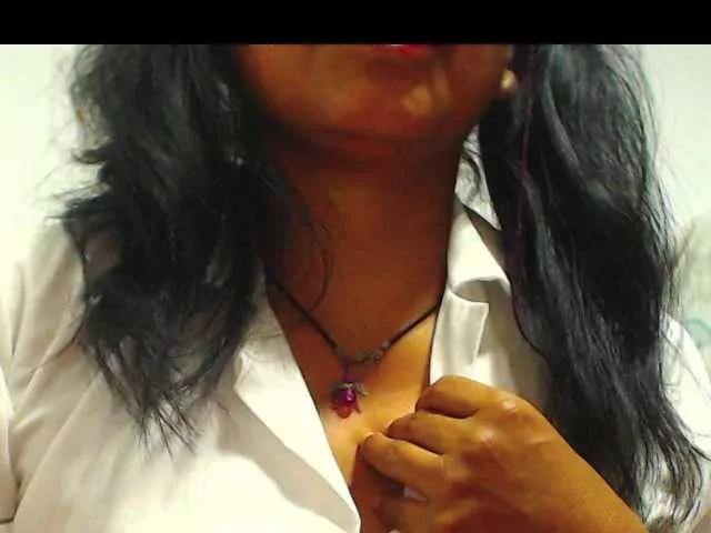 HOTTTSKIN on BongaCams 