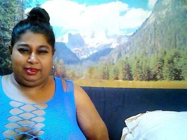 indianhoney on BongaCams 