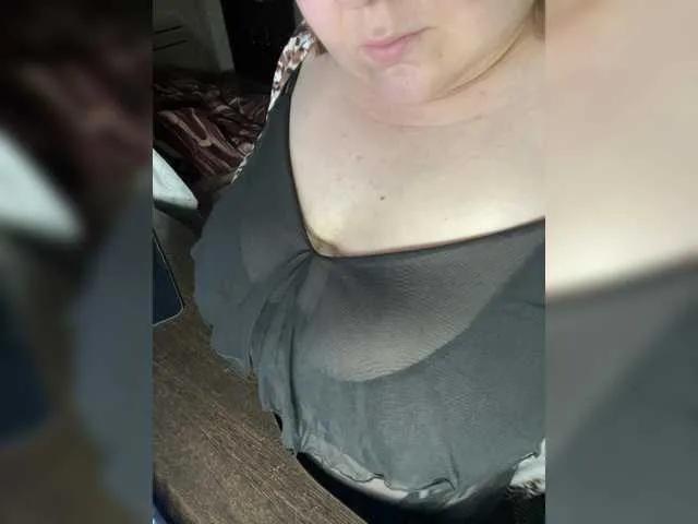 intrixi — Freechat on BongaCams