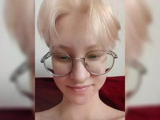 jillari on BongaCams 