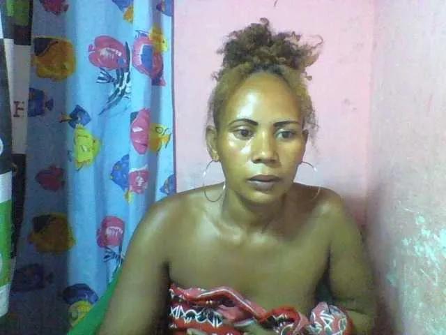 julianaah on BongaCams