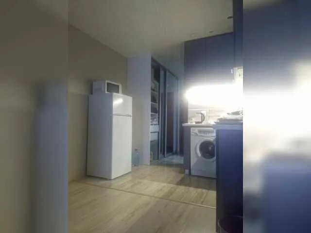 Kira183 on BongaCams