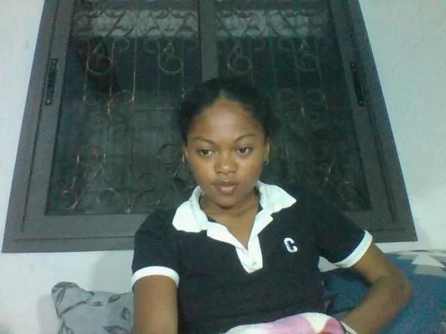 Laluna2 on BongaCams