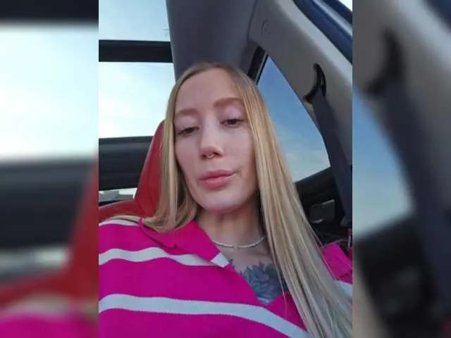 lana-lana03 — Freechat on BongaCams