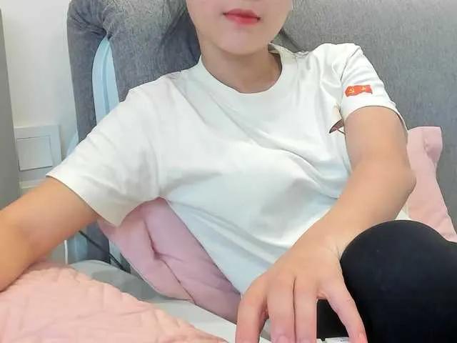 Lanmeow on BongaCams