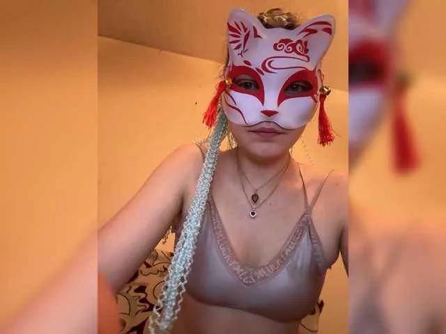 Lapo4ka-1a — Freechat on BongaCams