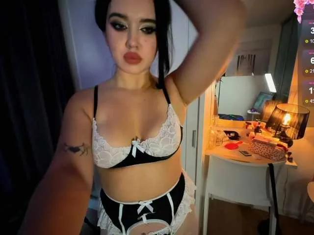 larastars on BongaCams 