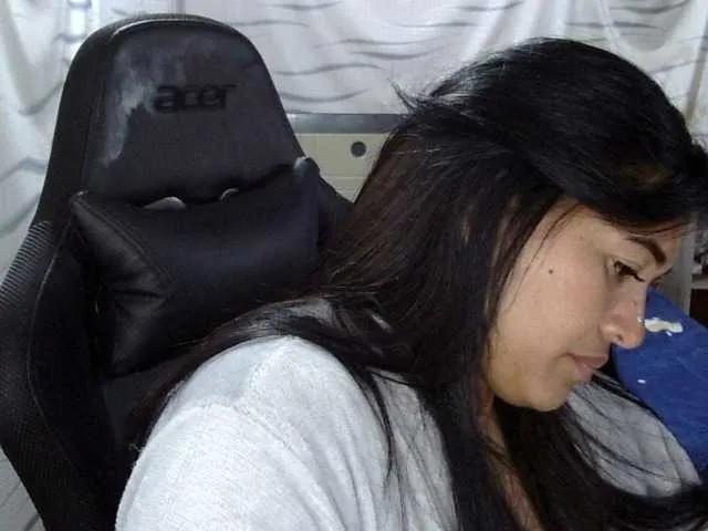 Letty33 — Su expresin Las ganas de interactuar su tiempo y dedicacin que me dan ,Conocer diferentes fetiches que te atraen y poder cumplirlos junto a ti ..
