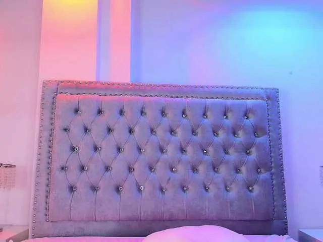 Lia-adams — I am drawn to the feeling of confidently surrendering to control. I enjoy the calm that obeying brings and the power that exists in surrender. I am inspired by those who guide with firmness, respect and a look that says it all.