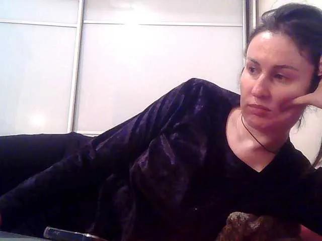 lily133 on BongaCams