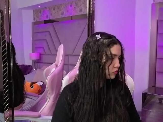 LilyColinns on BongaCams 