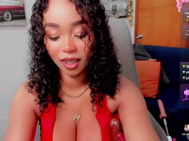 lindasnows — a man who treats me like a queen, who makes me reinvent myself and makes me feel always loved, who makes me explore my body in all its splendor.