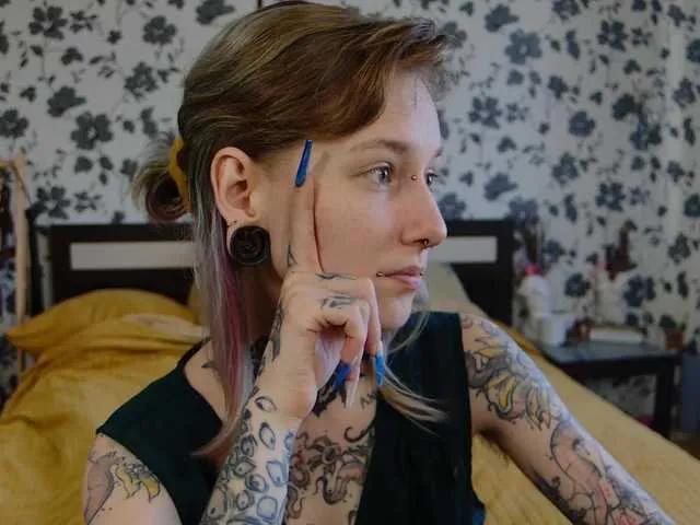 LittleSpaceMouse- on BongaCams 