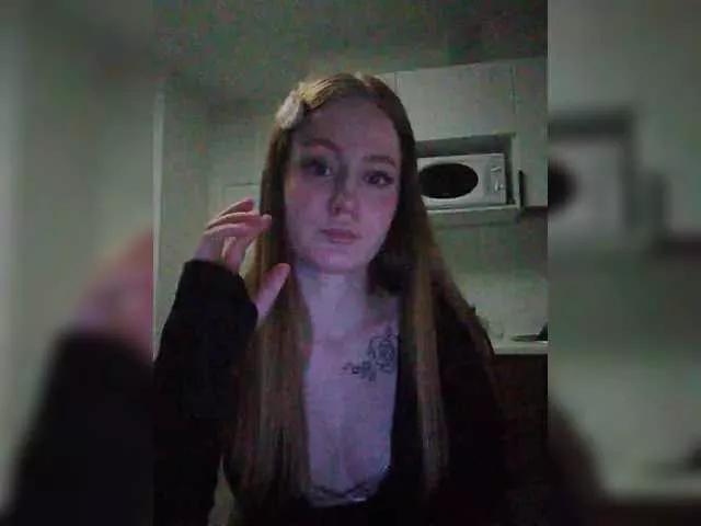 LolaMin on BongaCams