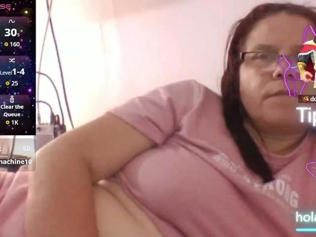 lucianamaster on BongaCams