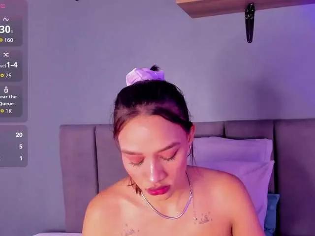 Mia-Gil — Me excita que me hablen sucio y complacer a los dems