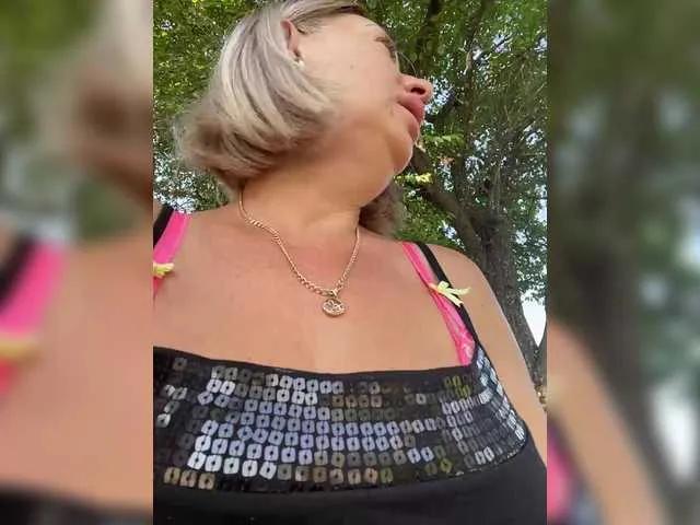 Milena-MilfaXXX — Freechat on BongaCams