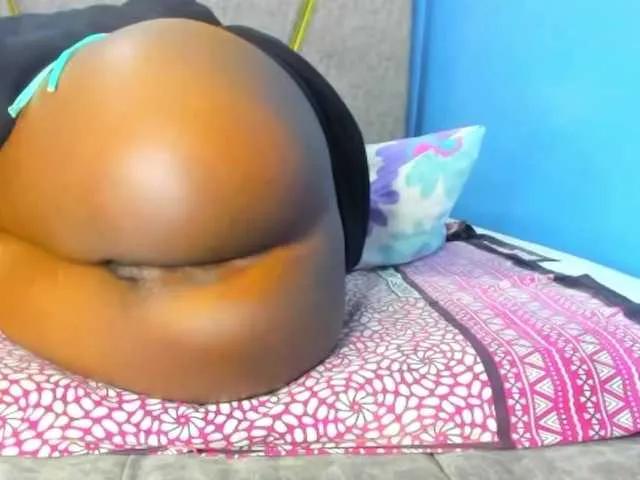 Nancy00 on BongaCams