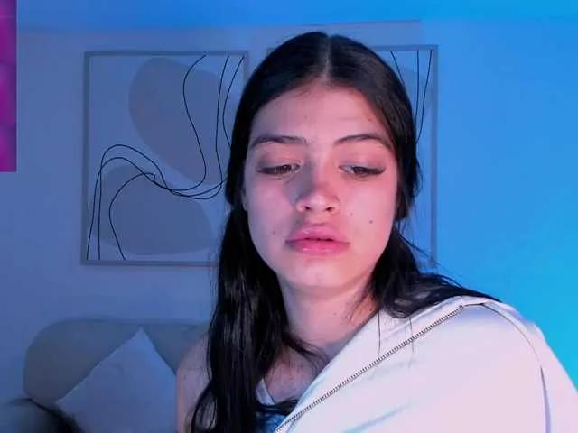 NiaMiller on BongaCams