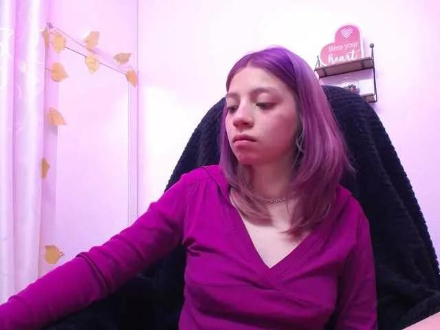 SARAI-PETITE on BongaCams 