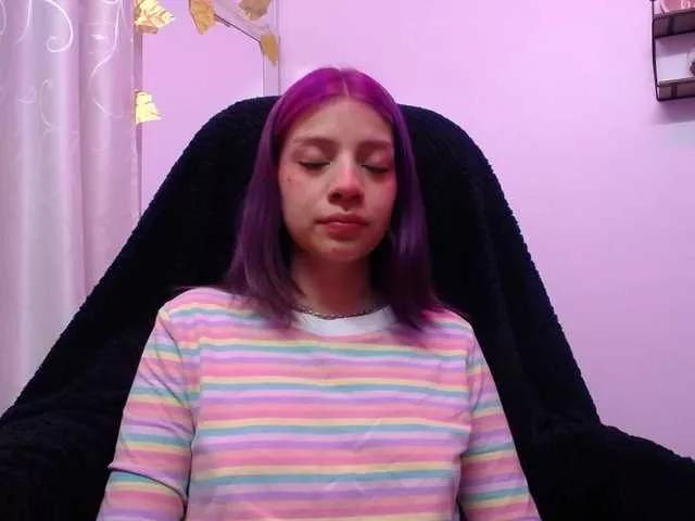 SARAI-PETITE on BongaCams 
