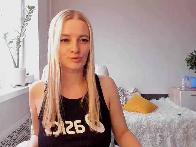 Sashanew77 on BongaCams 