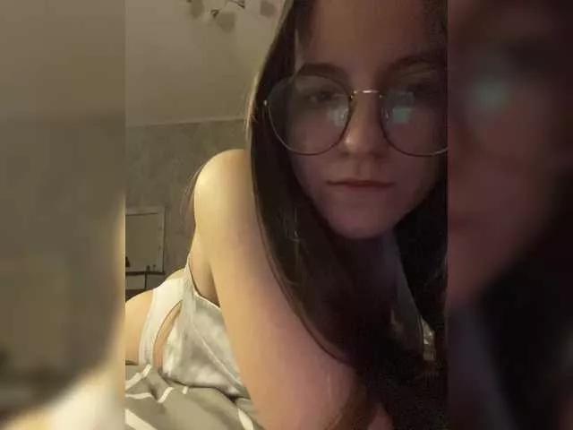 sweet-kiss22 on BongaCams 