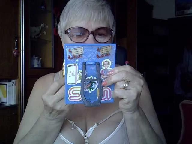 SweetCherry00 on BongaCams 