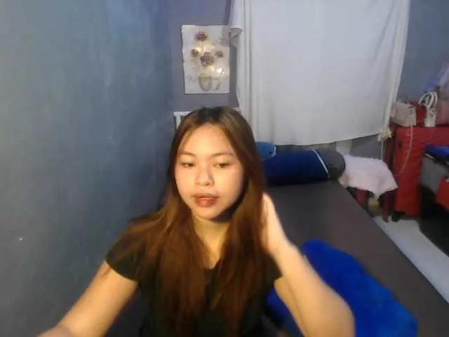 sweetiepiee on BongaCams 