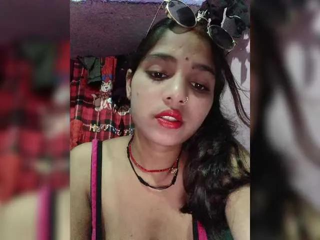 Tunnidelhi on BongaCams 