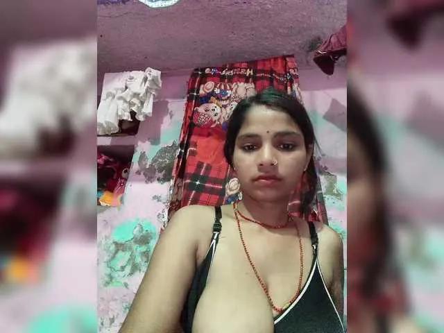 Tunnidelhi on BongaCams 