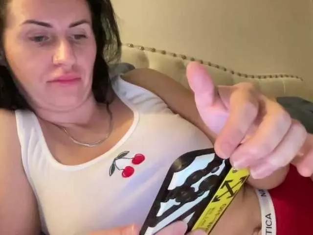 Violet888 on BongaCams