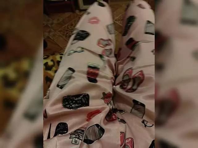 ZaraSss on BongaCams 