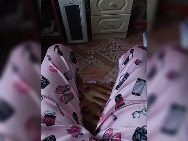 ZaraSss on BongaCams 