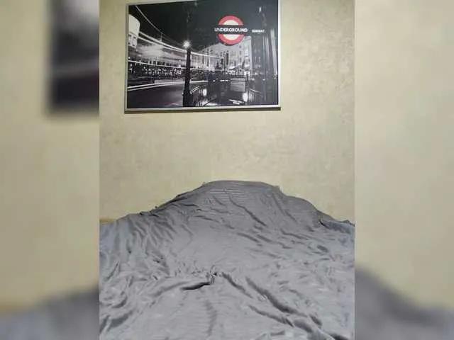 Zhuzha123 on BongaCams 